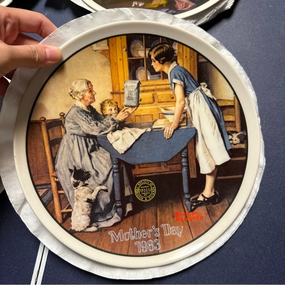 4pcs Norman Rockwell Collector plates the Knowles Mother’s Day series - Picture 4 of 11